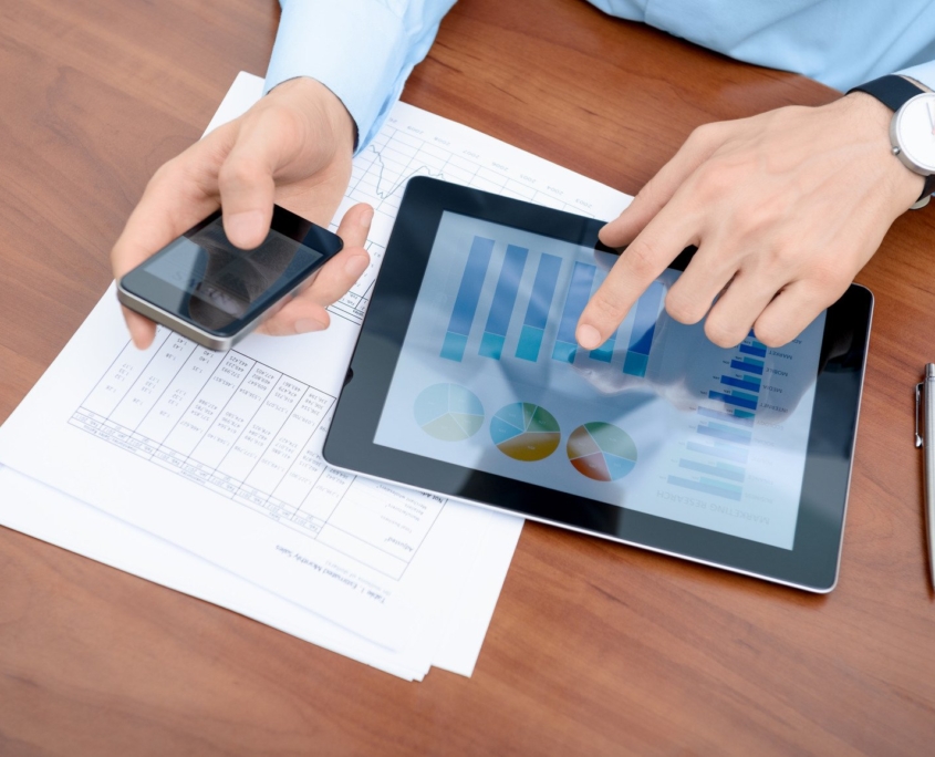 man-working-with-modern-devices-m-1-min